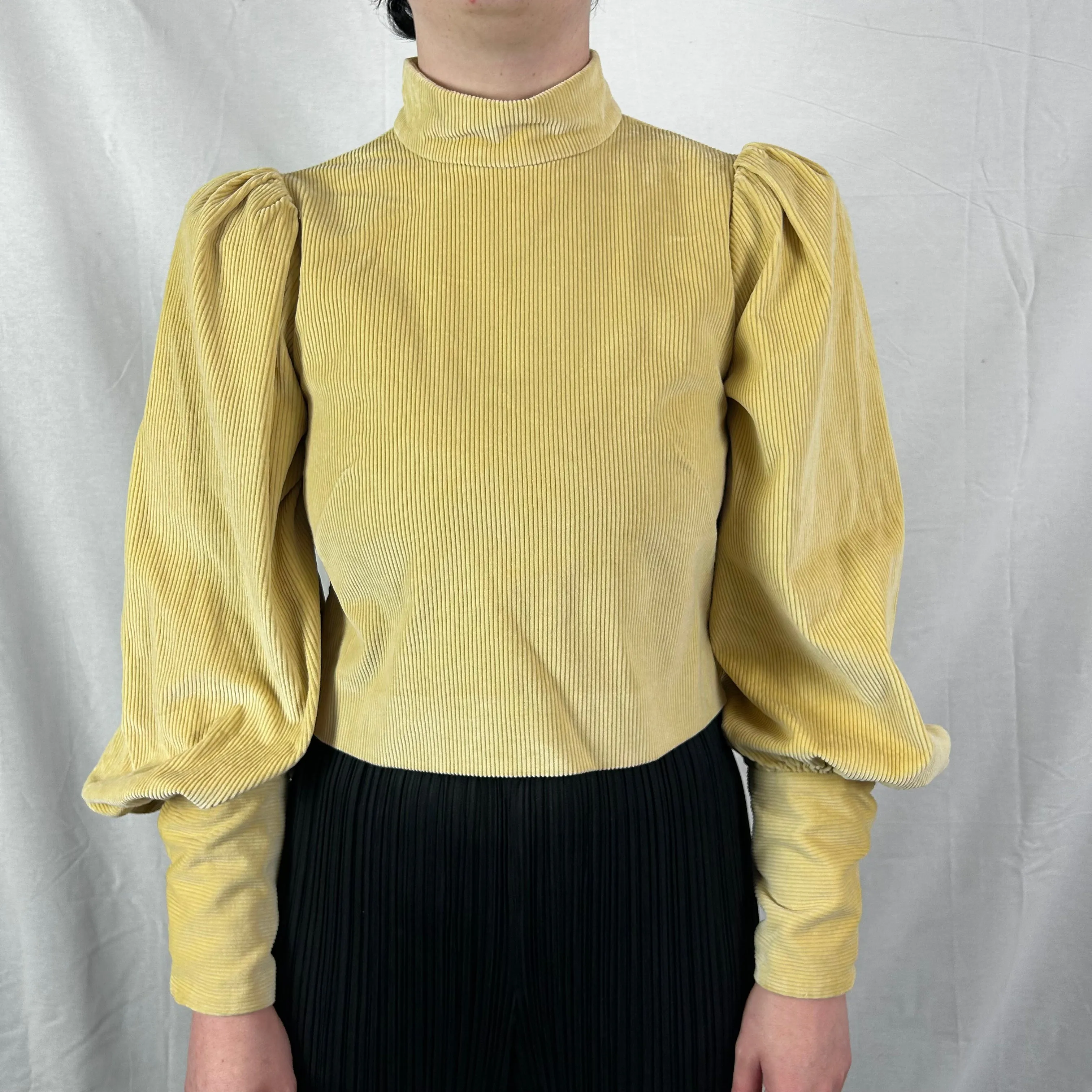 Anna Mason £450 Buttermilk Corduroy Victoriana Dee Top S/M