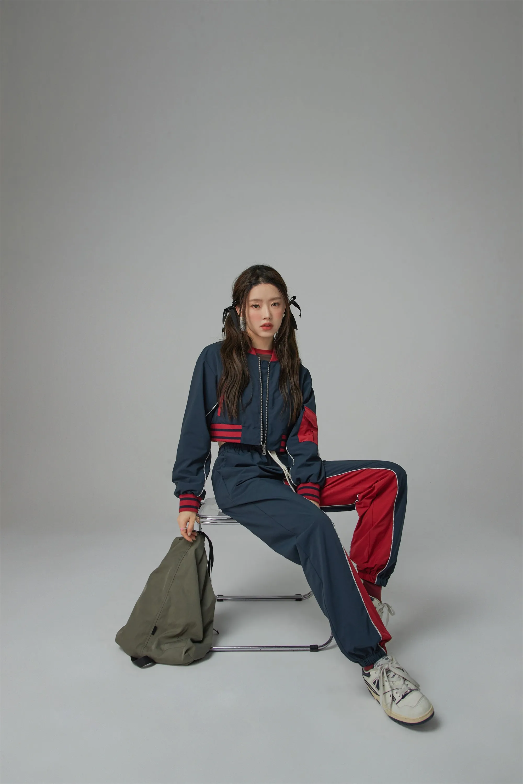 Chuu World Logo Jogger Pants