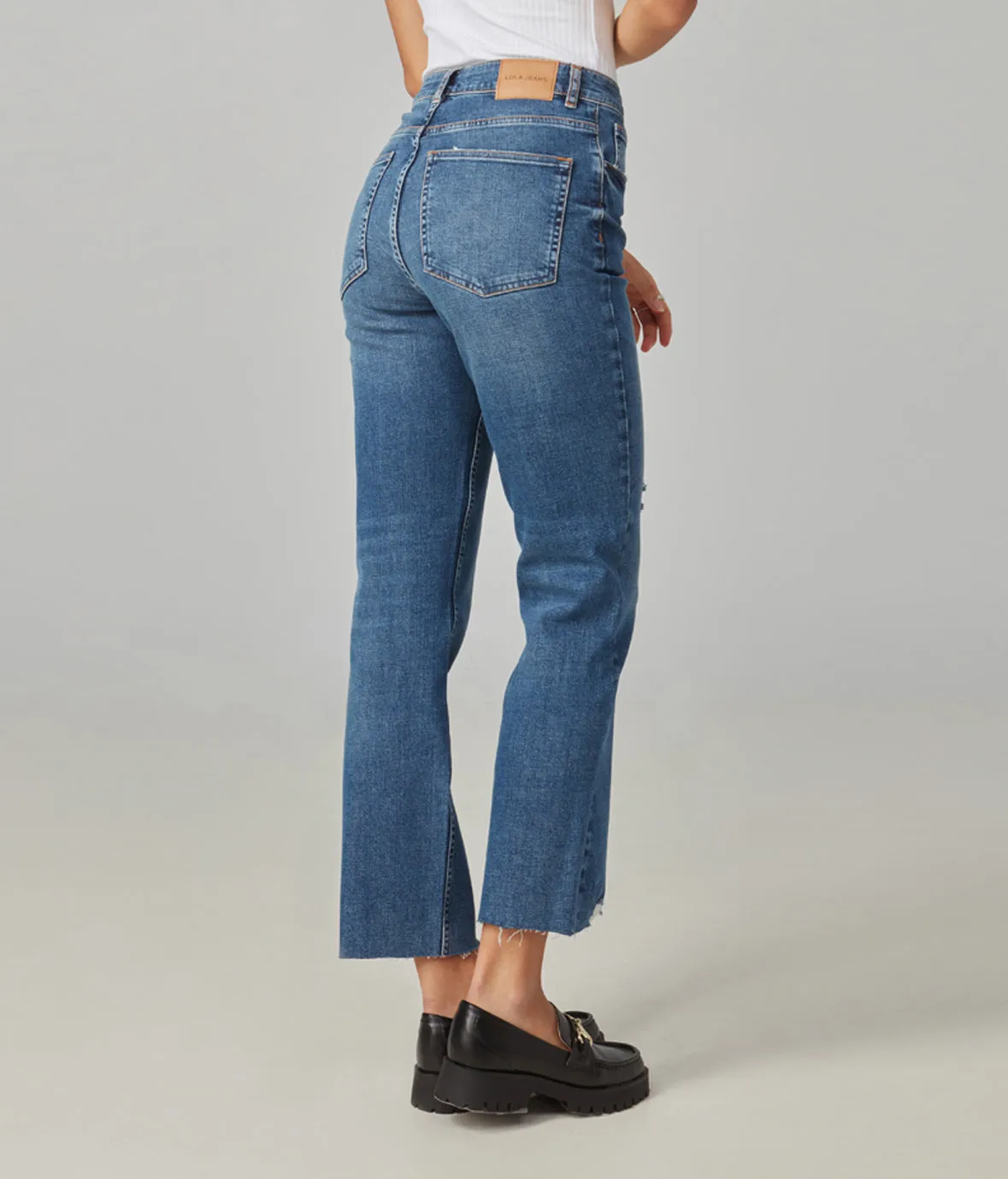 DENVER-DIS High Rise Straight Jeans