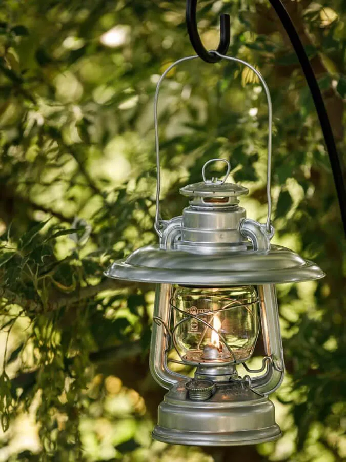 Feuerhand Reflective Shade For Lantern - Zinc Plated