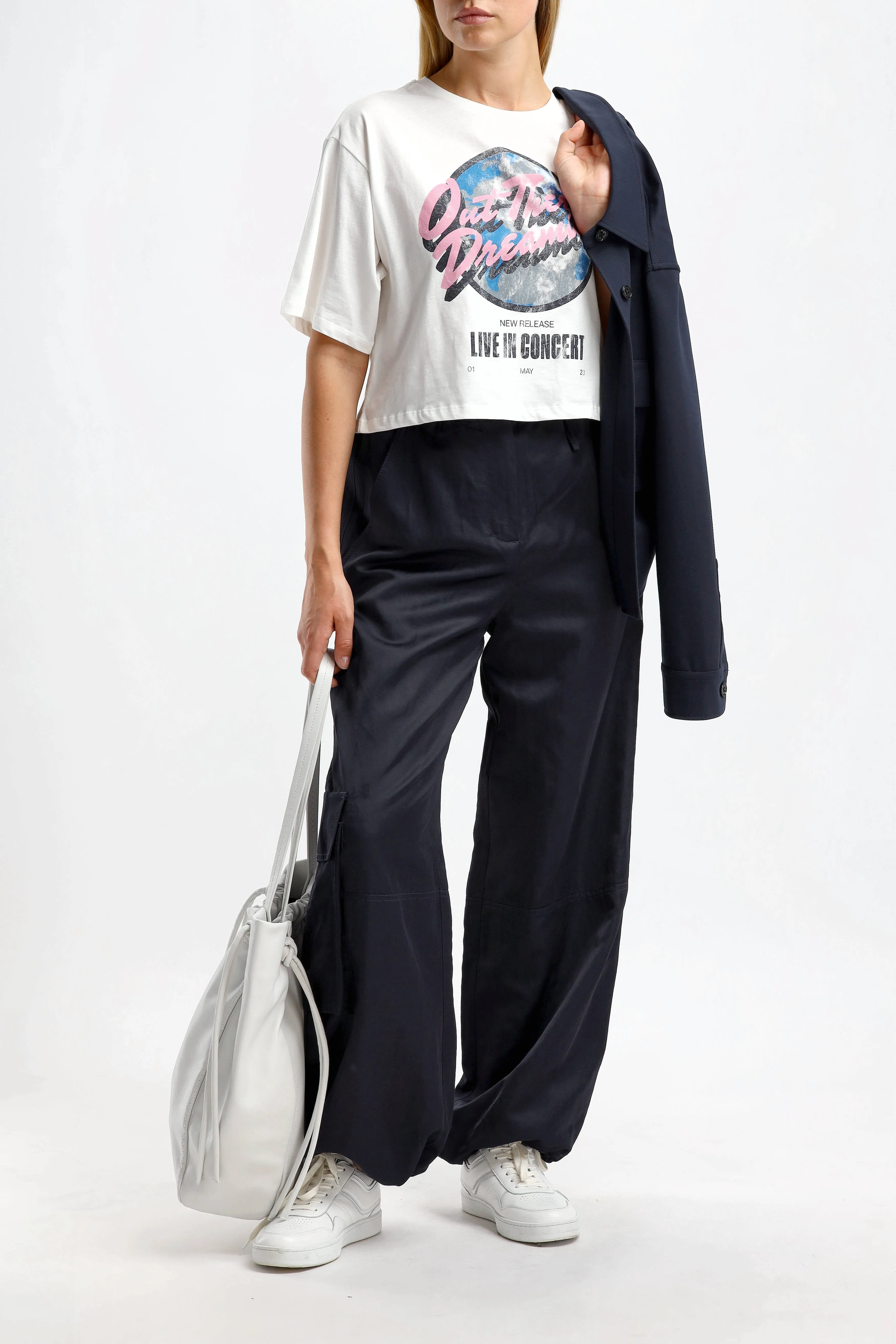 Hose Slouchy Coolness in Dark Navy