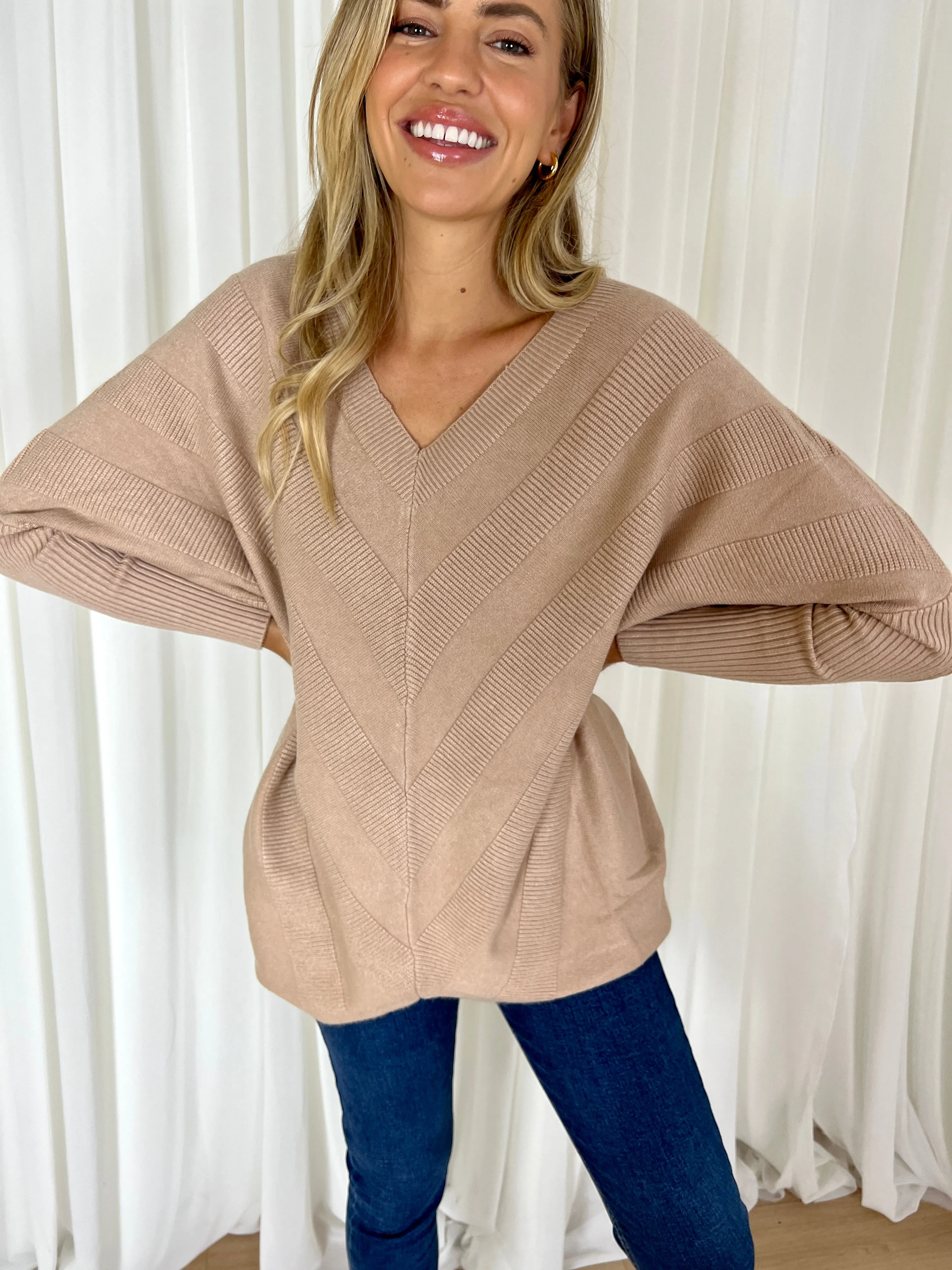 Joanna Zig Zag Jumper / Camel