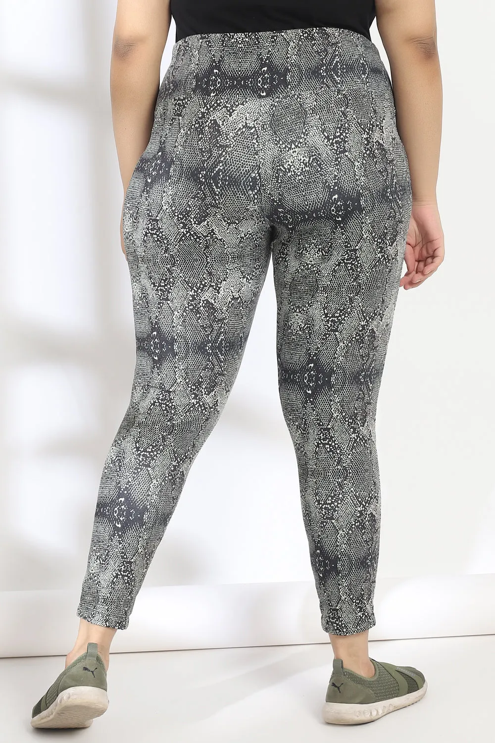 Marsh Green and Black Snake Print Tummy Shaper Printed Leggings