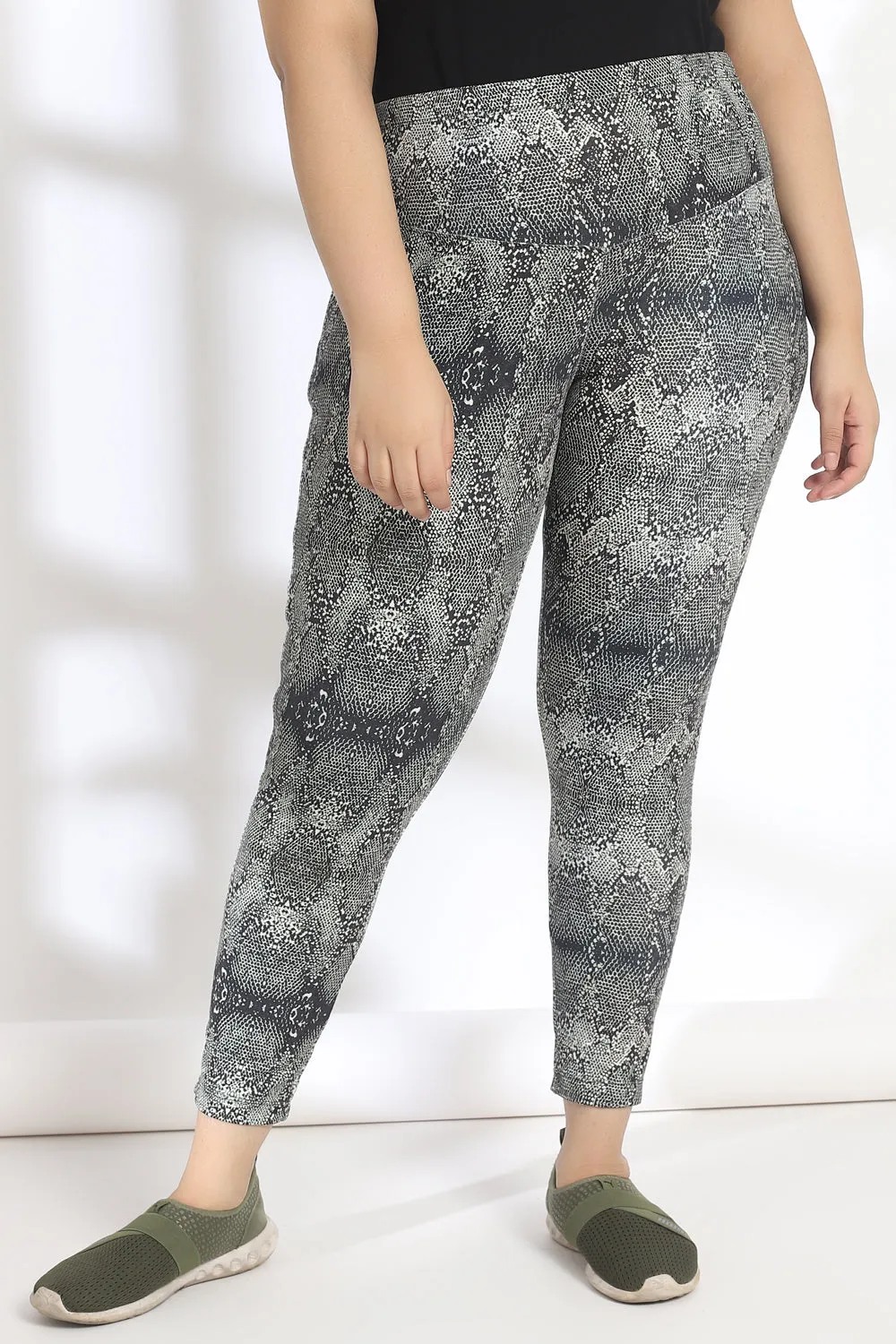 Marsh Green and Black Snake Print Tummy Shaper Printed Leggings