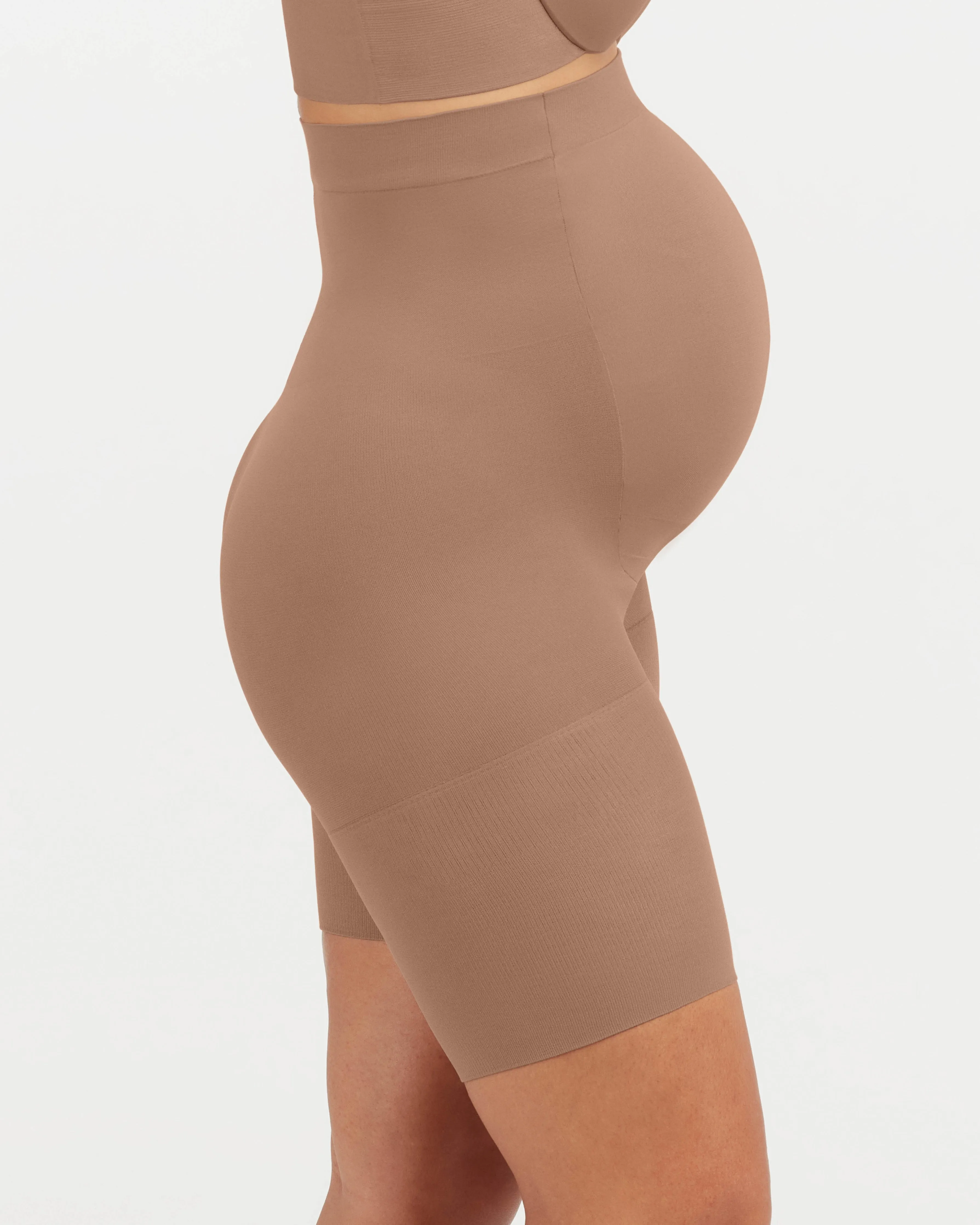 SPANXshape™ Mama Mid-Thigh Short