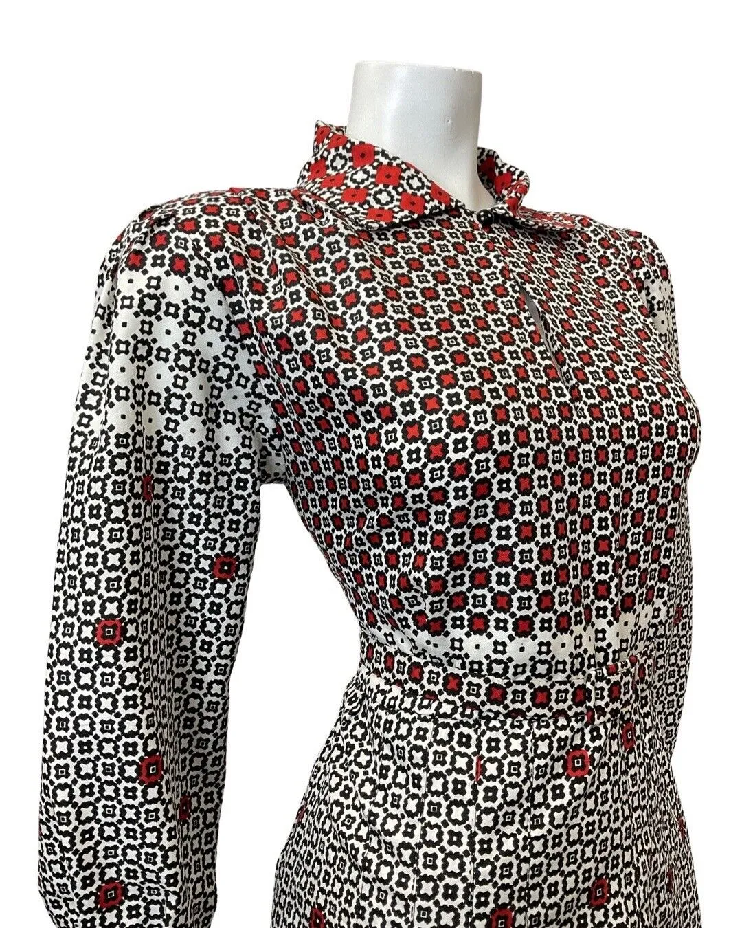 VINTAGE 60s 70s BLACK WHITE RED SQUARE GEOMETRIC BELTED SHIRT DRESS 12 14